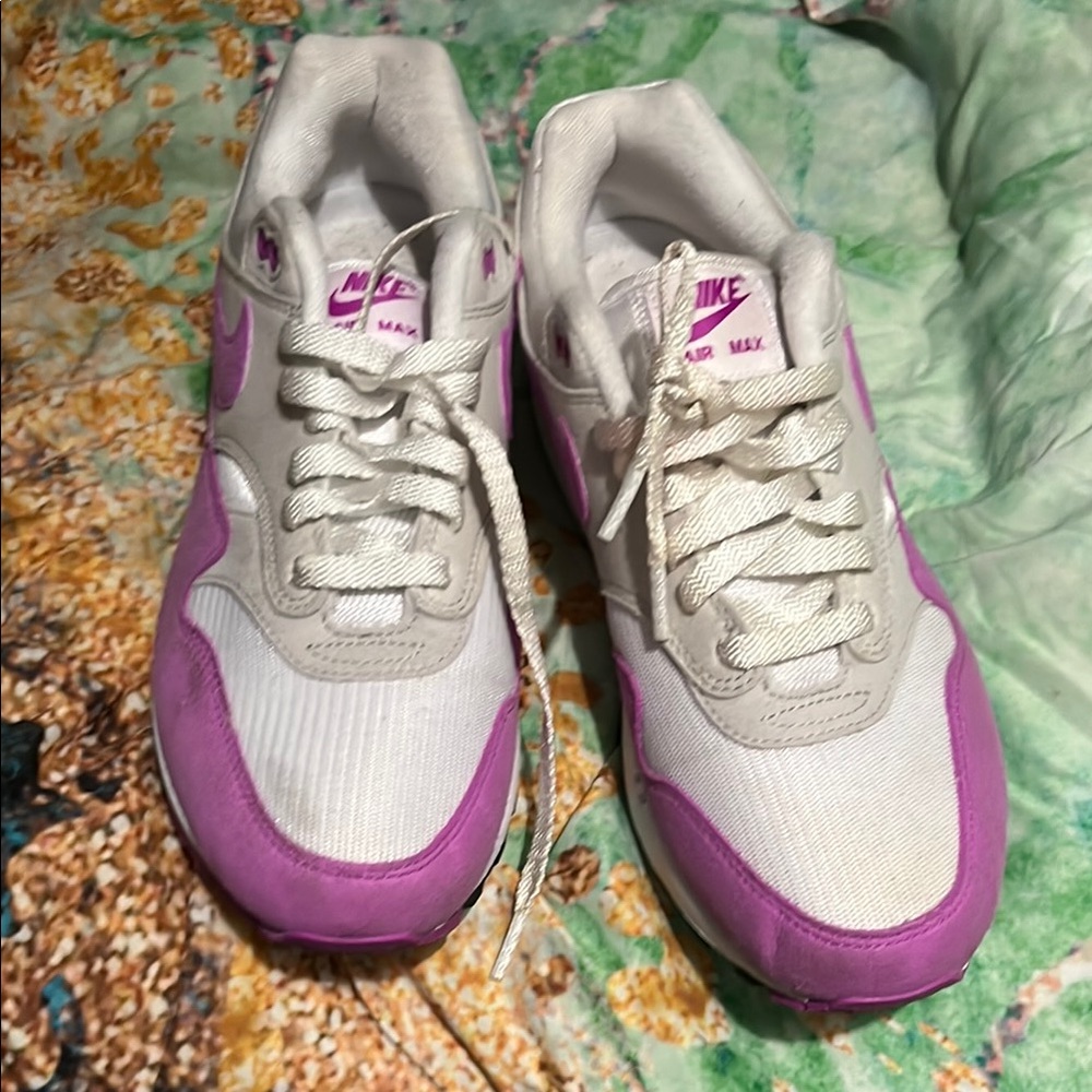 Nike Women's Air Max Shoes - White and Fuschia